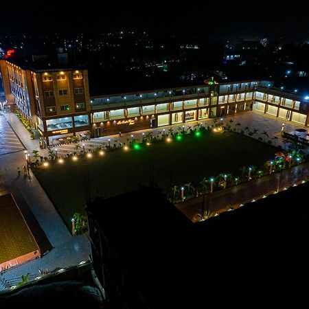 The Bodhi Palace Resort 외부 사진