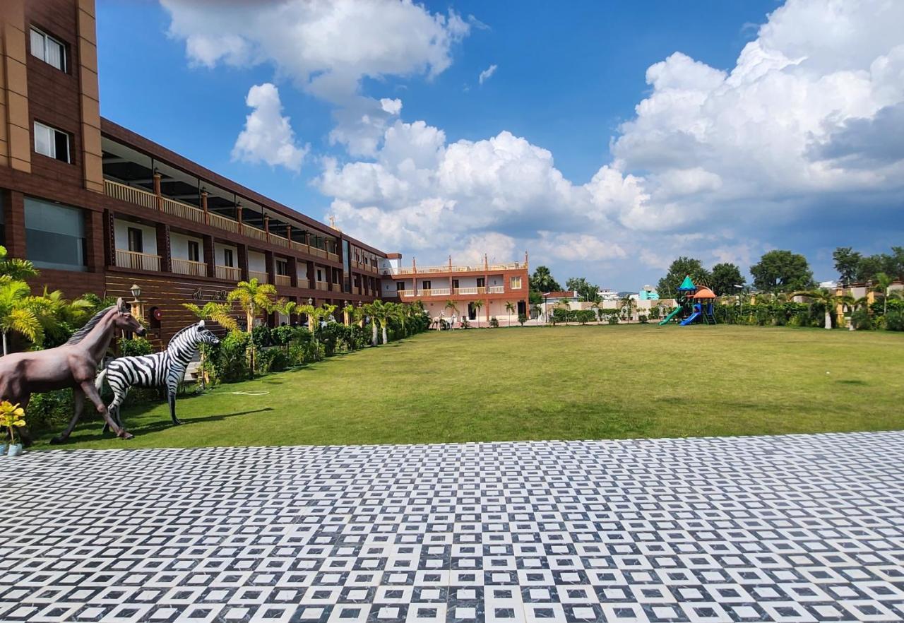 The Bodhi Palace Resort 외부 사진
