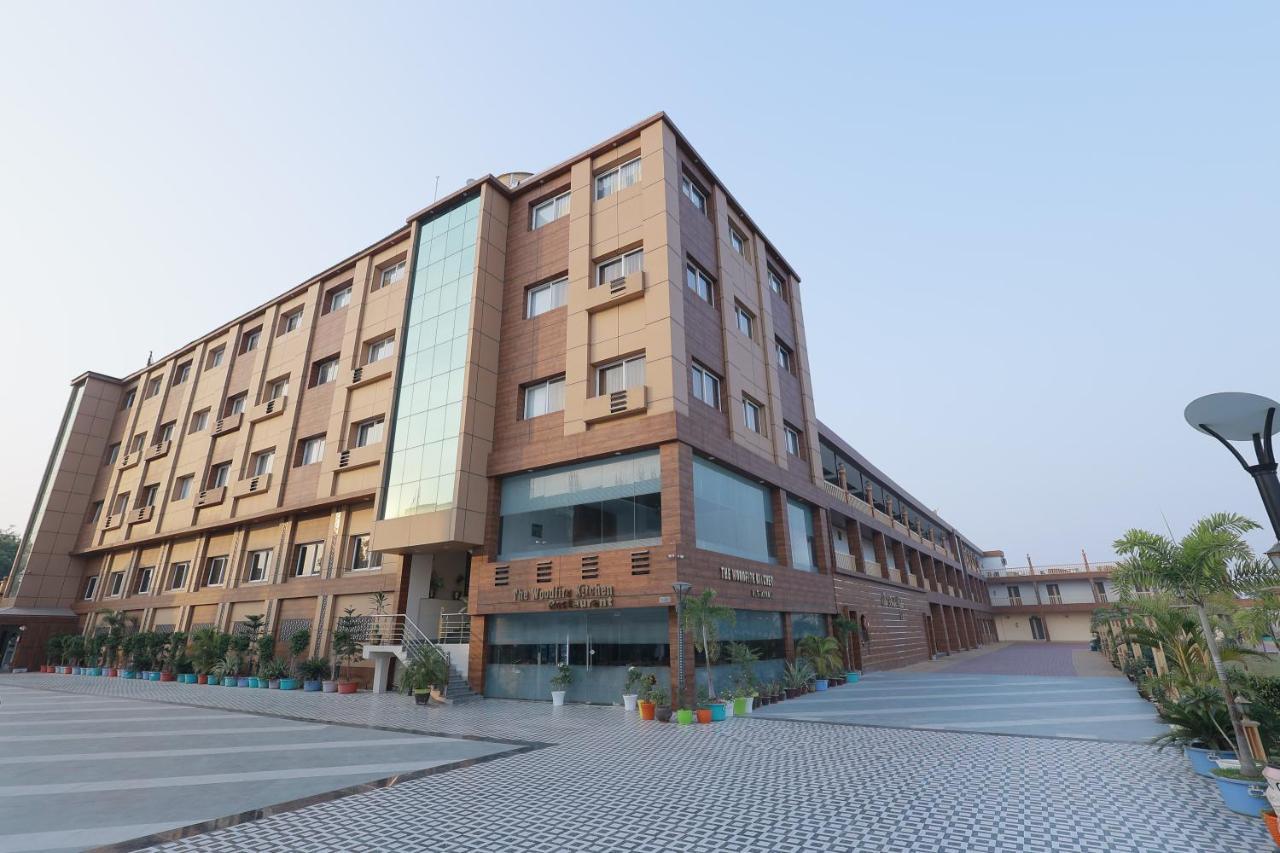 The Bodhi Palace Resort 외부 사진